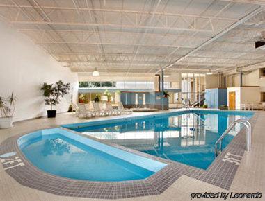 Howard Johnson Inn Fargo Nd エクステリア 写真